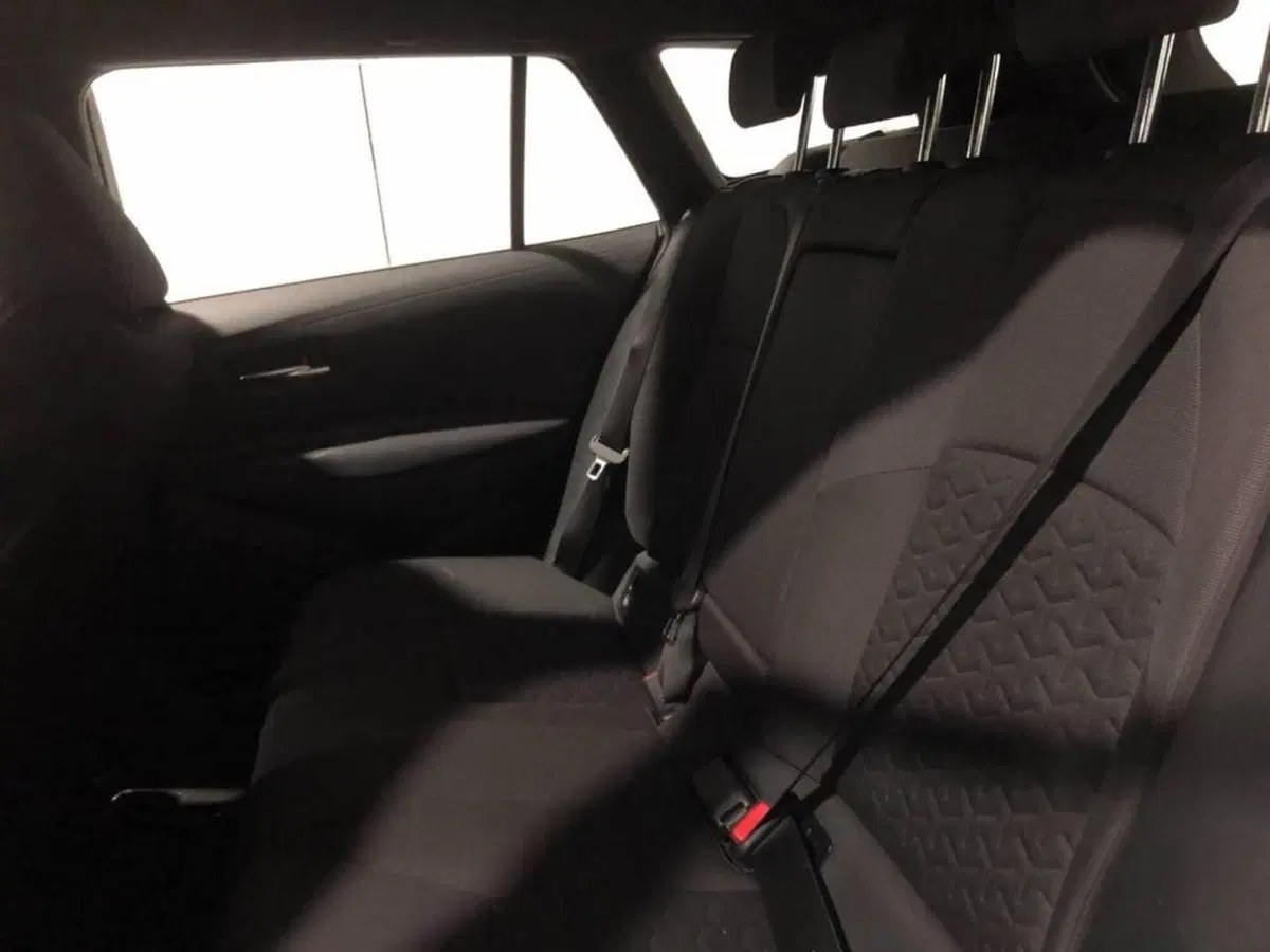 Toyota Corolla Touring Sports usata a Torino (11)