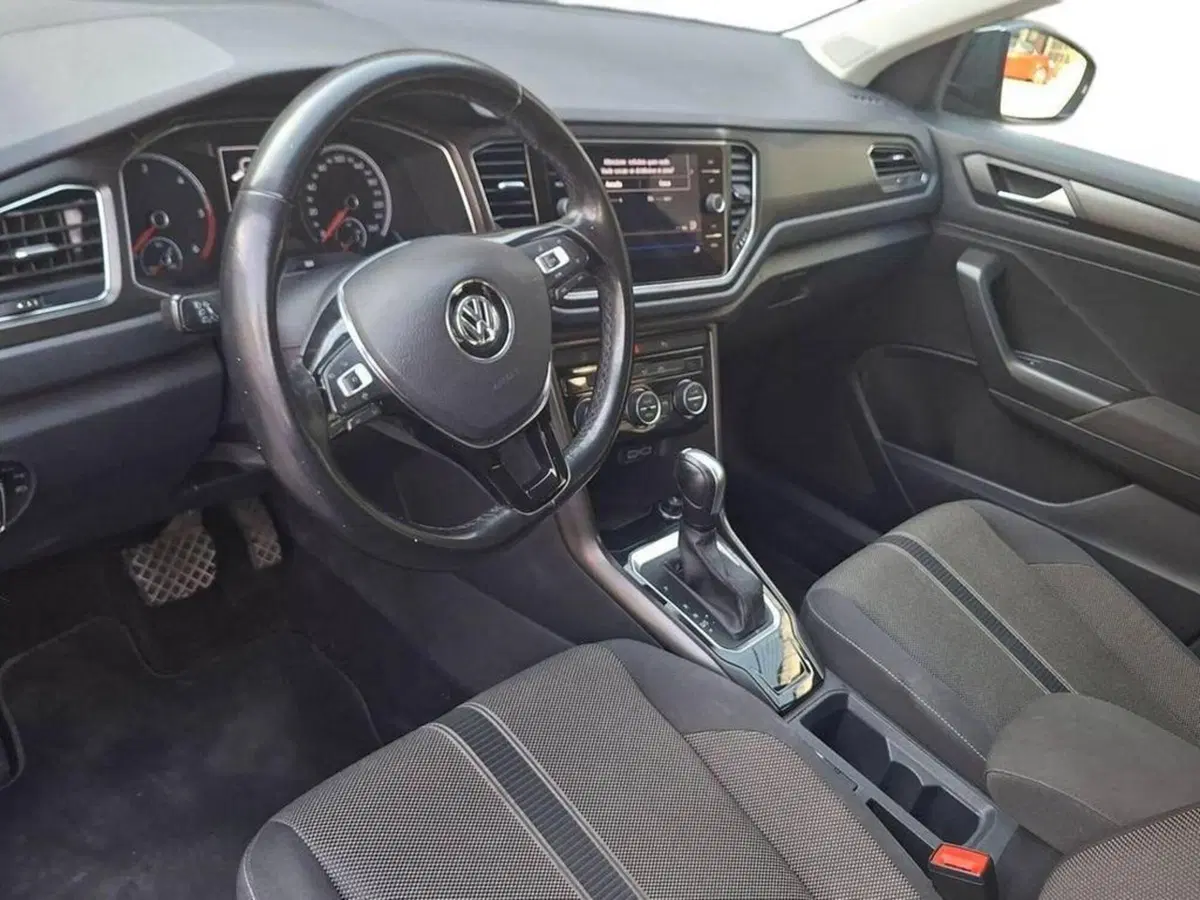 Volkswagen T-Roc usata a Torino (9)