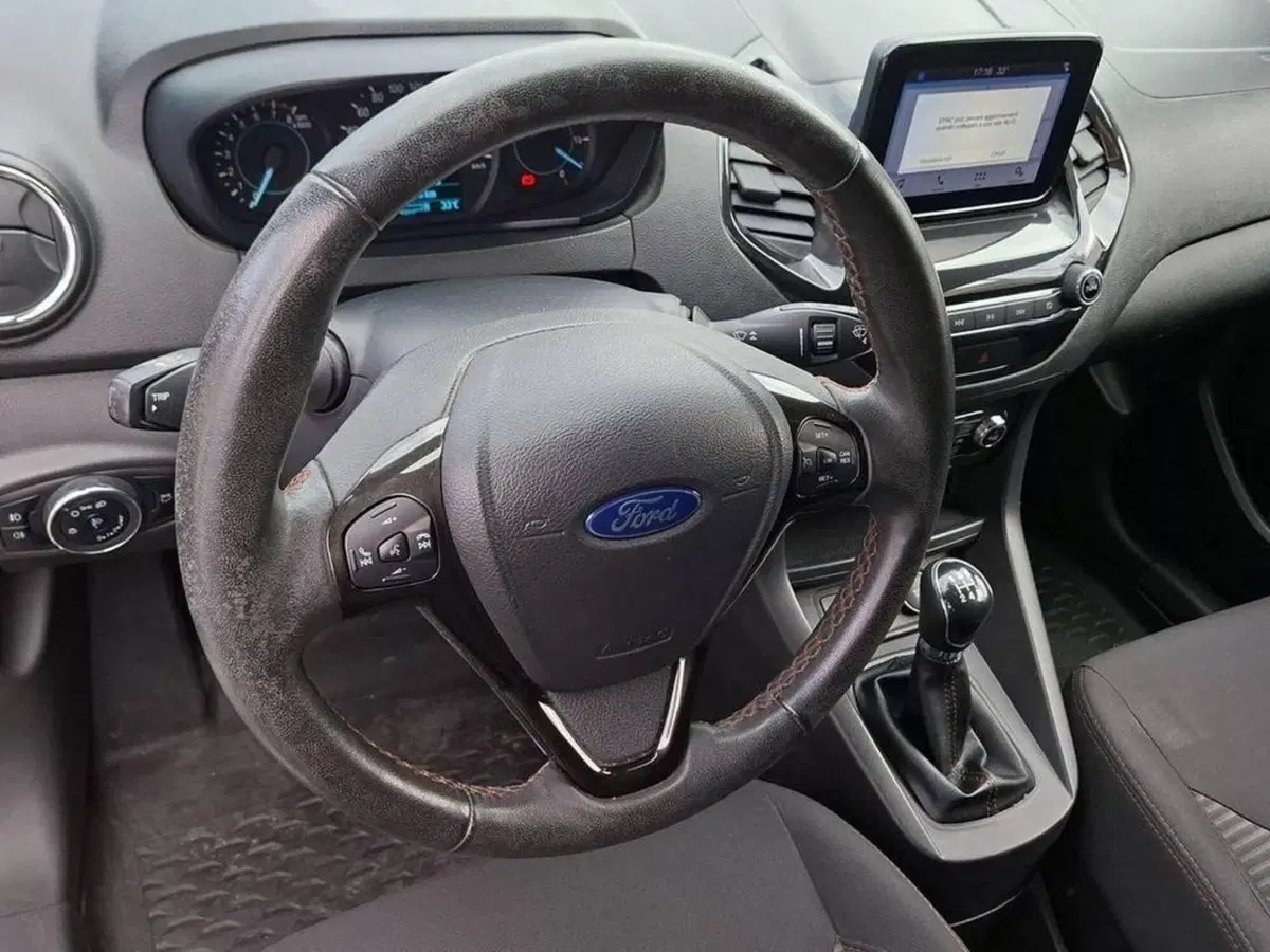 Ford Ka+ usata a Torino (10)