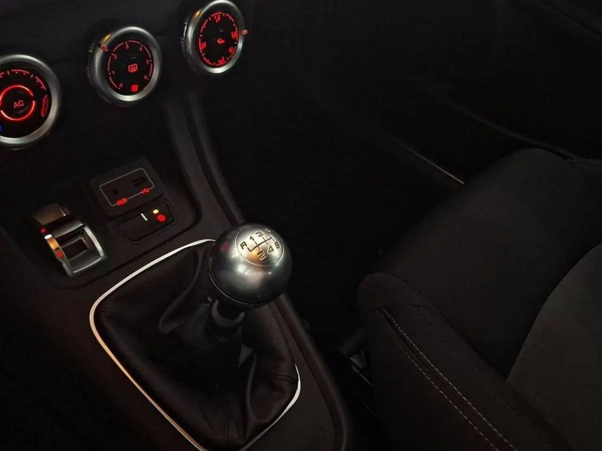 Alfa Romeo Giulietta usata a Torino (8)