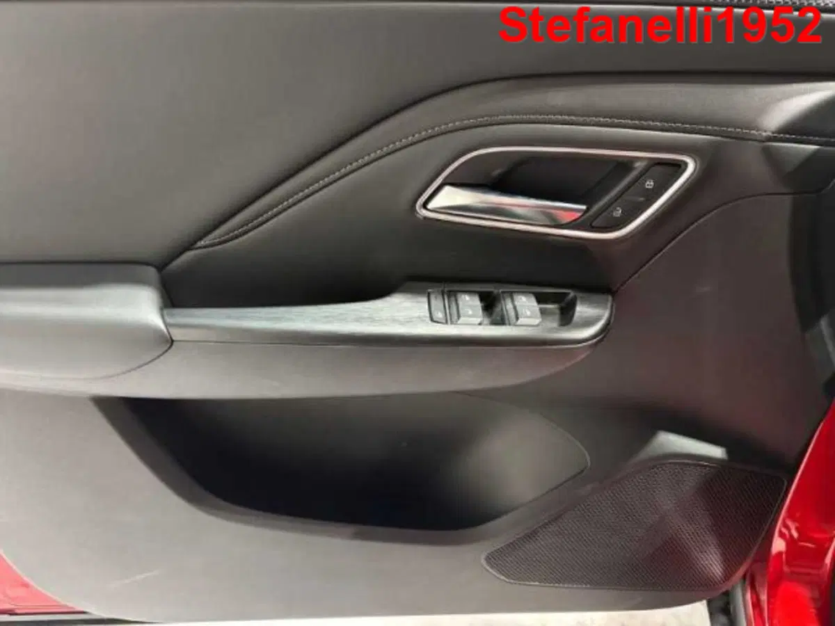 Mg ZS EV nuova a Bologna (10)