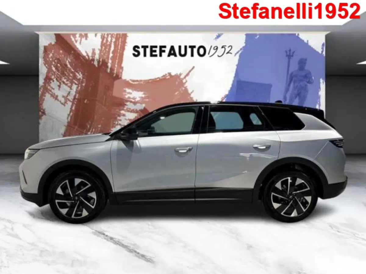 Opel Grandland nuova a Bologna (3)