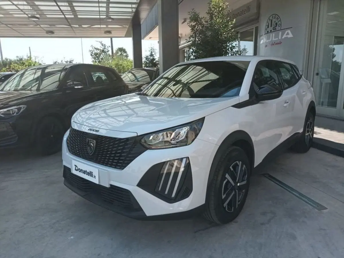 Peugeot 2008 nuova a Bari (2)