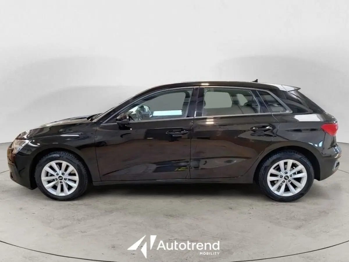 Audi A3 Sportback usata a Lecce (4)