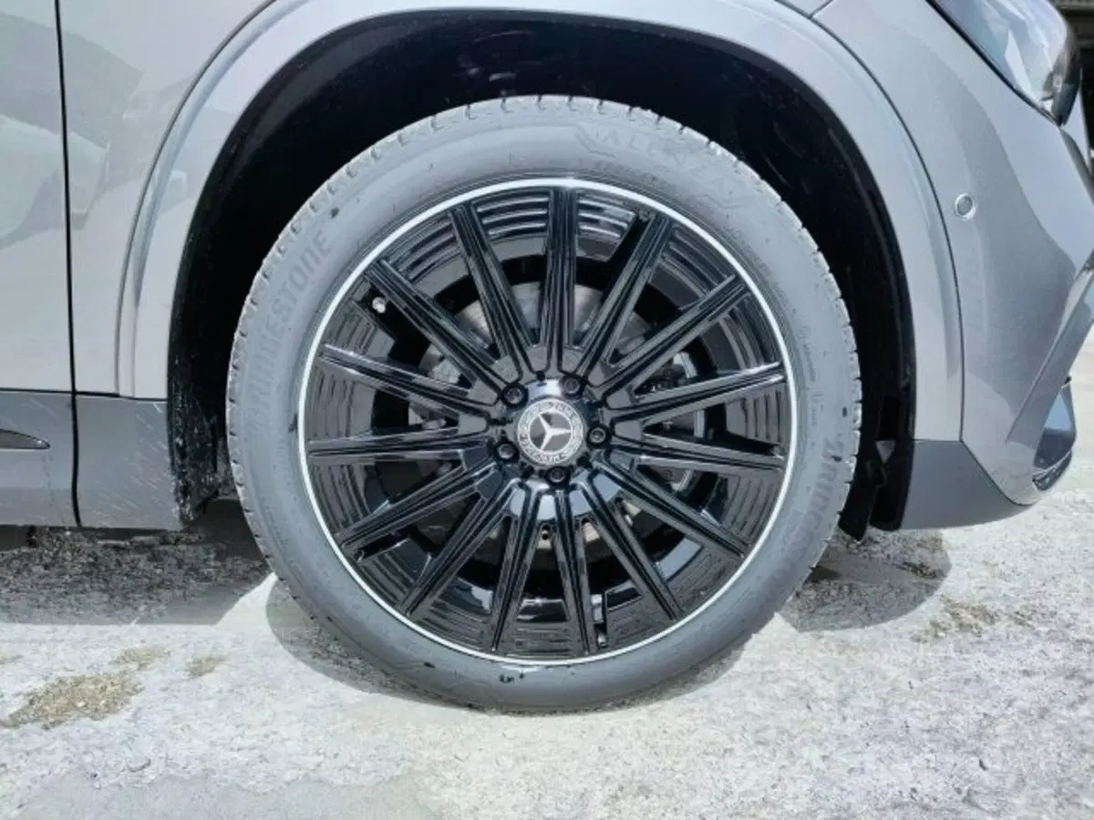 Mercedes-Benz GLA SUV nuova a Teramo (8)