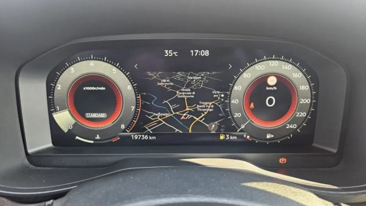 Nissan Juke usata a Lucca (15)