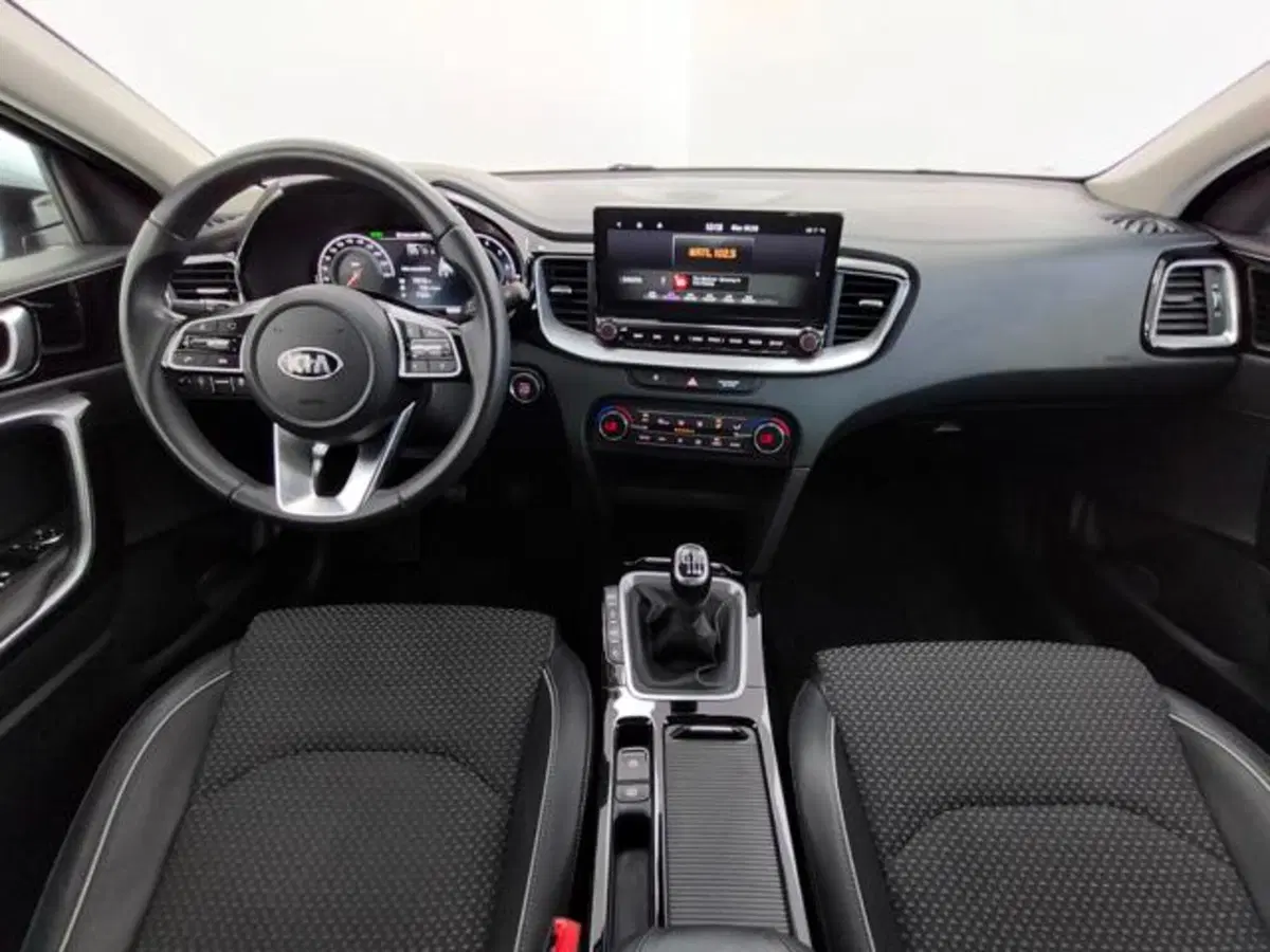 Kia XCeed usata a Como (4)