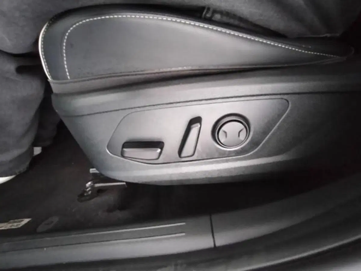 Kia Sportage usata a Como (16)
