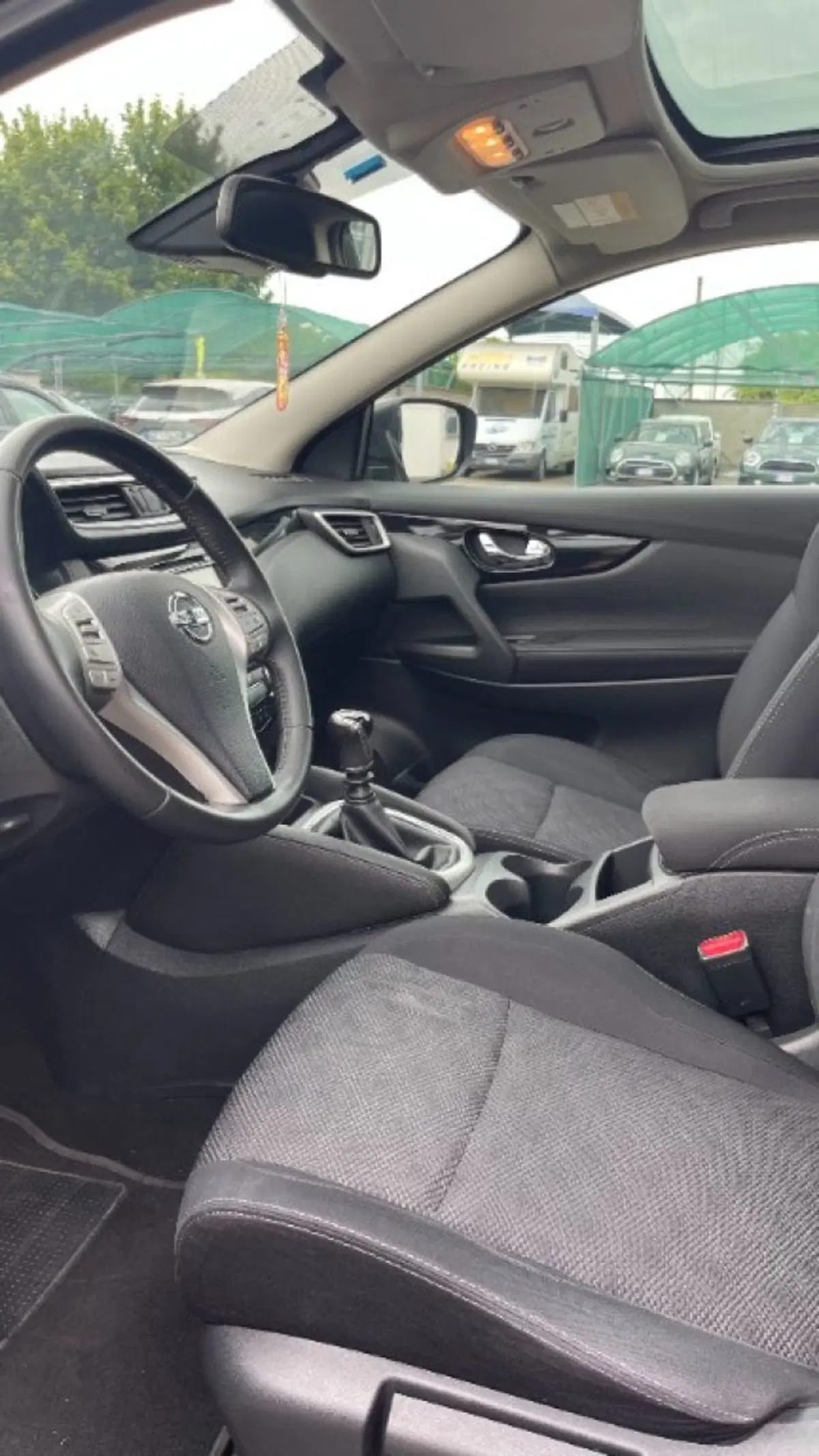 Nissan Qashqai usata a Novara (9)