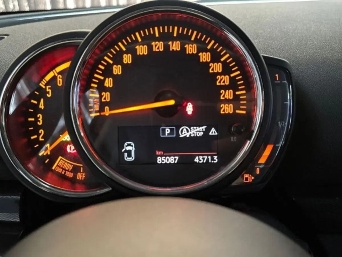 MINI Mini Clubman usata a Bologna (18)