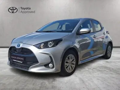 Toyota Yaris Cross 1.5 Hybrid 5p. E-CVT Active del 2023 usata a Roma
