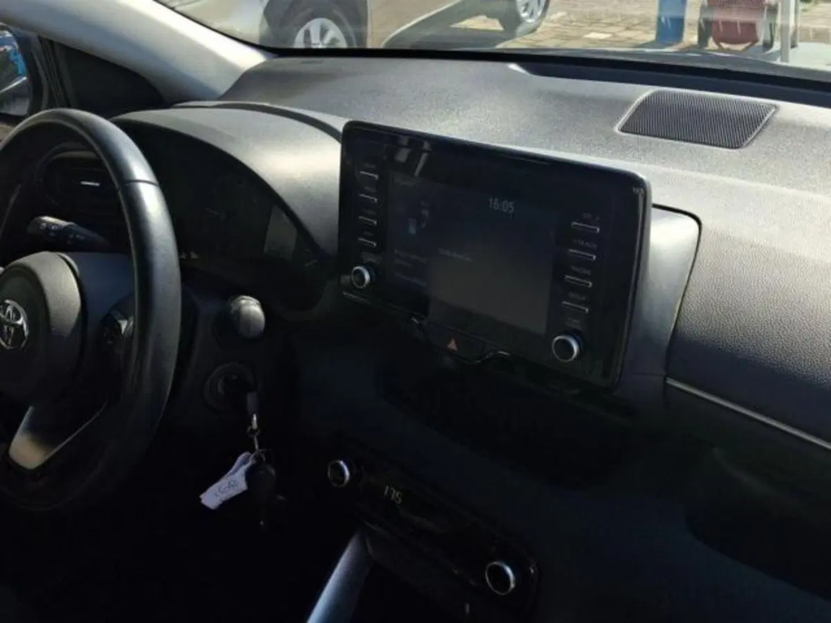 Toyota Yaris Cross usata a Roma (10)