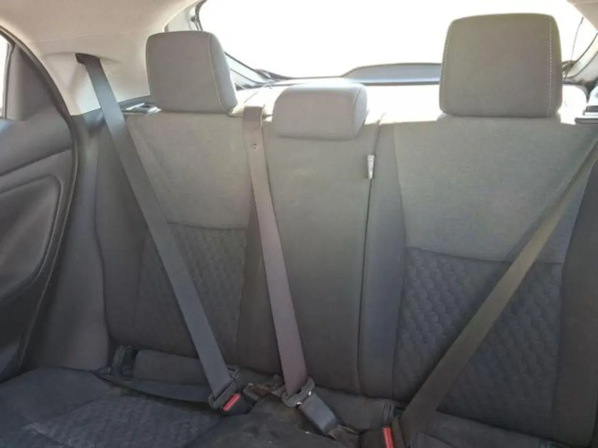 Toyota Yaris Cross usata a Roma (11)
