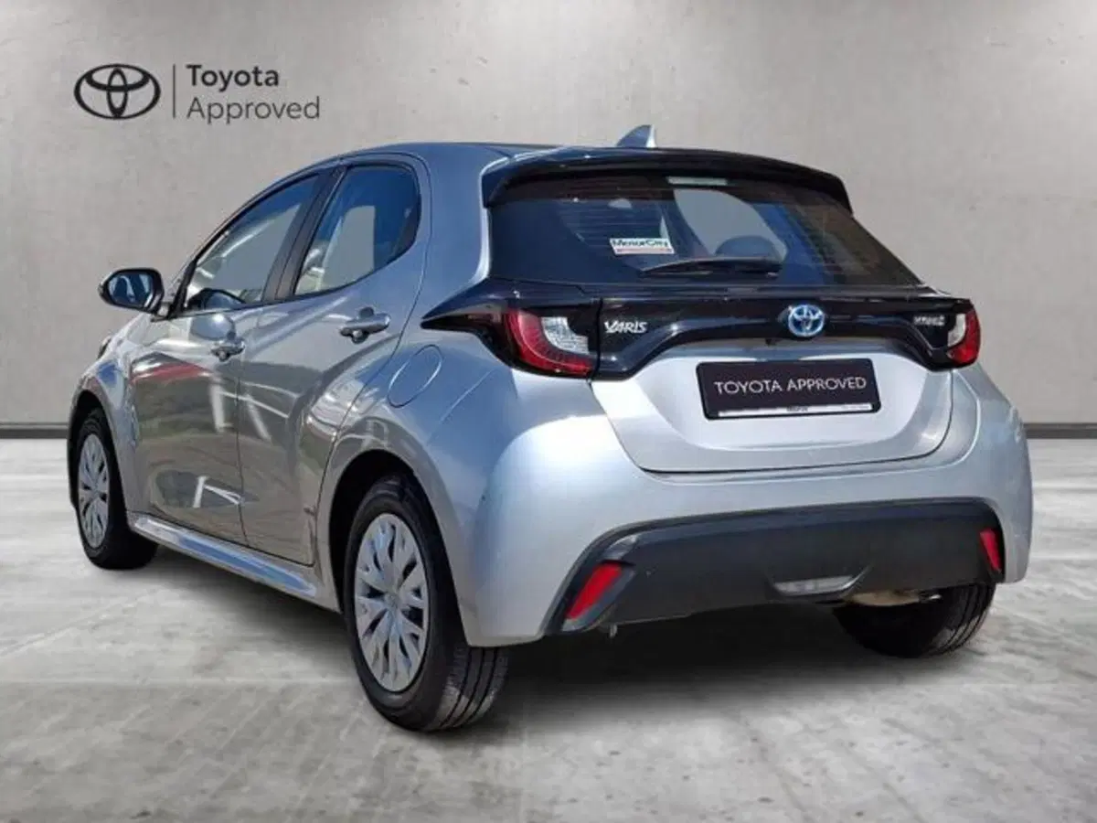 Toyota Yaris Cross usata a Roma (5)
