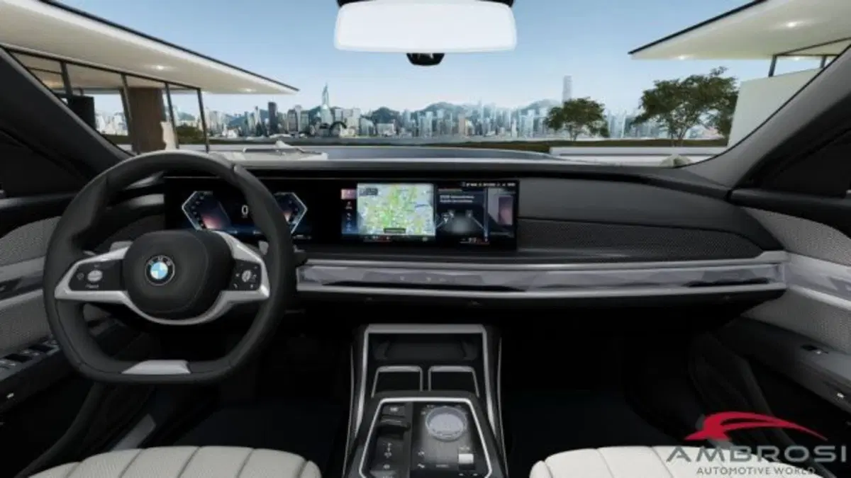 BMW Serie 7 nuova a Perugia (9)