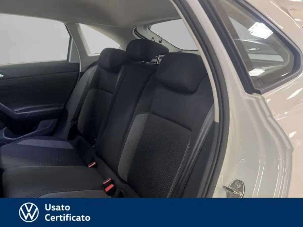 Volkswagen Taigo usata a Vicenza (12)