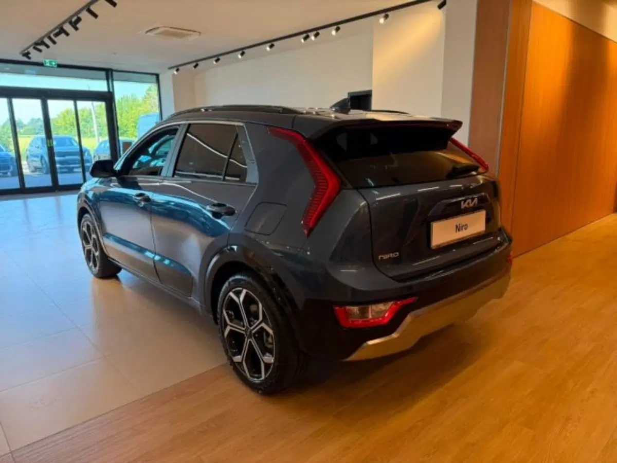 Kia Niro nuova a Bologna (4)