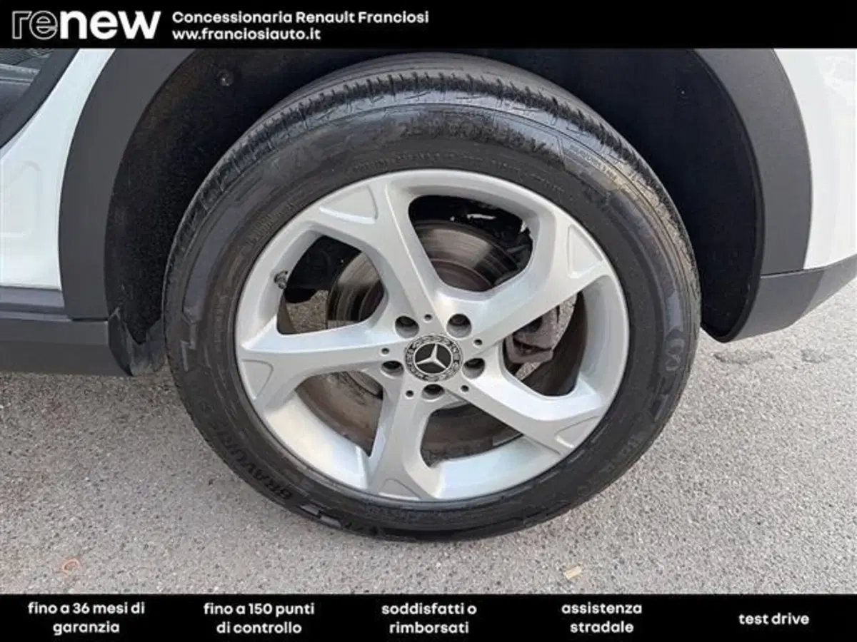 Mercedes-Benz GLA SUV usata a Modena (14)
