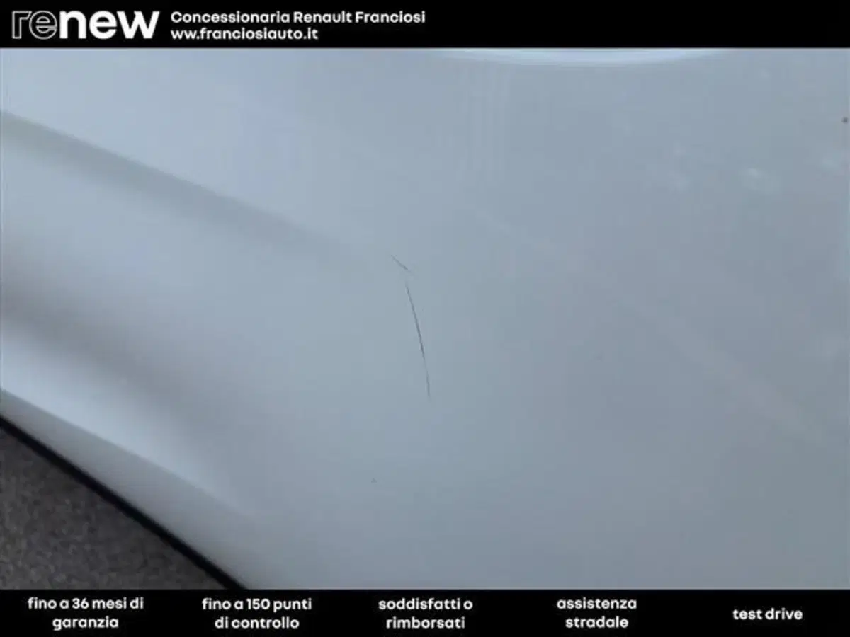 Mercedes-Benz GLA SUV usata a Modena (18)