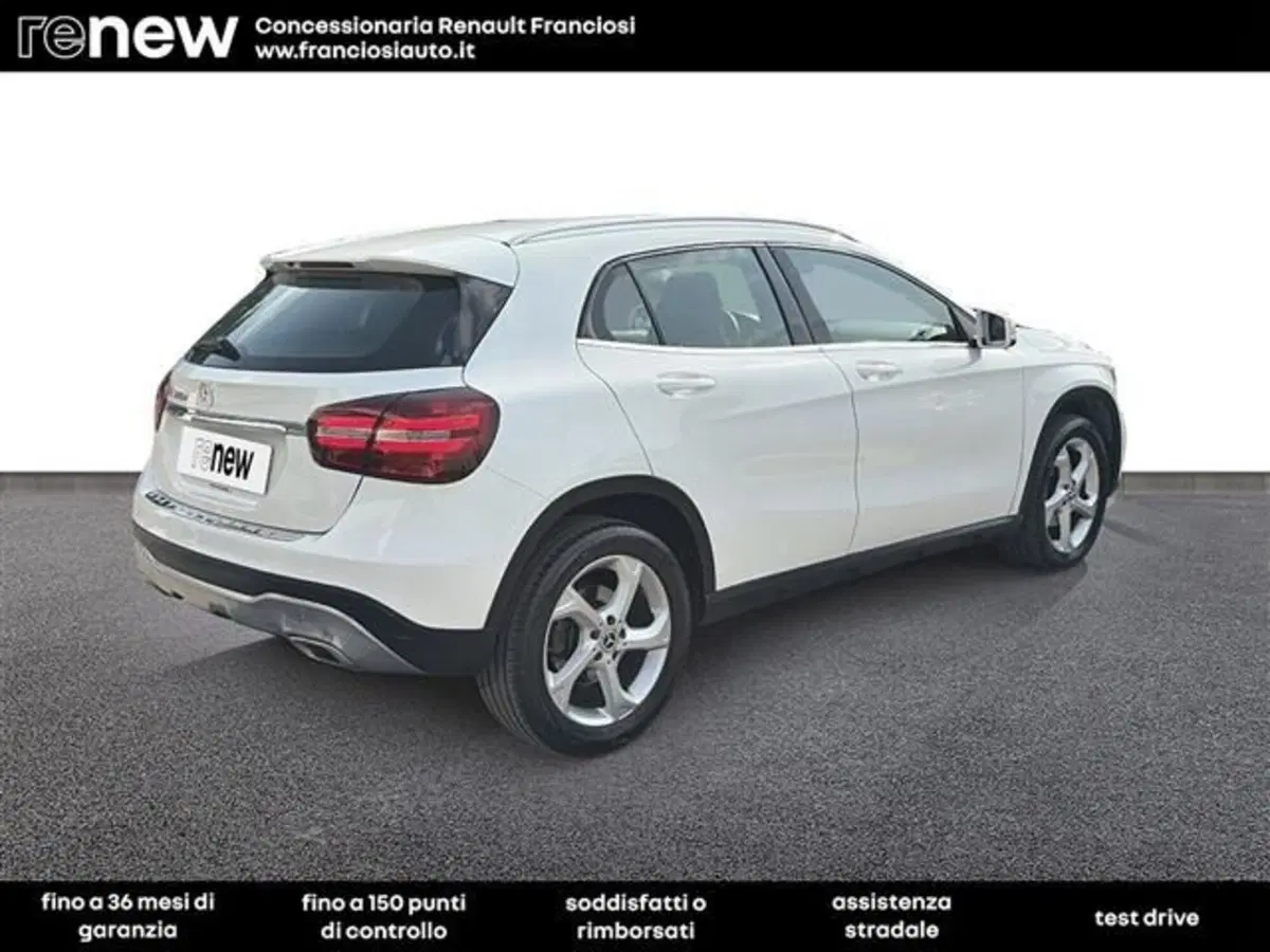Mercedes-Benz GLA SUV usata a Modena (4)