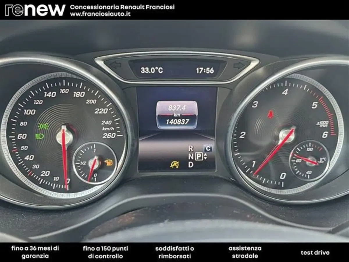 Mercedes-Benz GLA SUV usata a Modena (5)