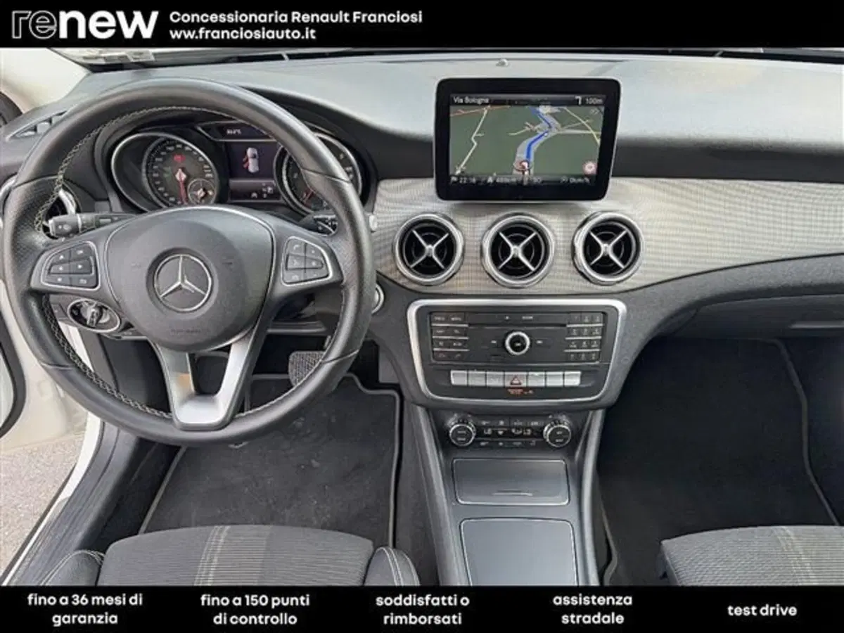 Mercedes-Benz GLA SUV usata a Modena (9)
