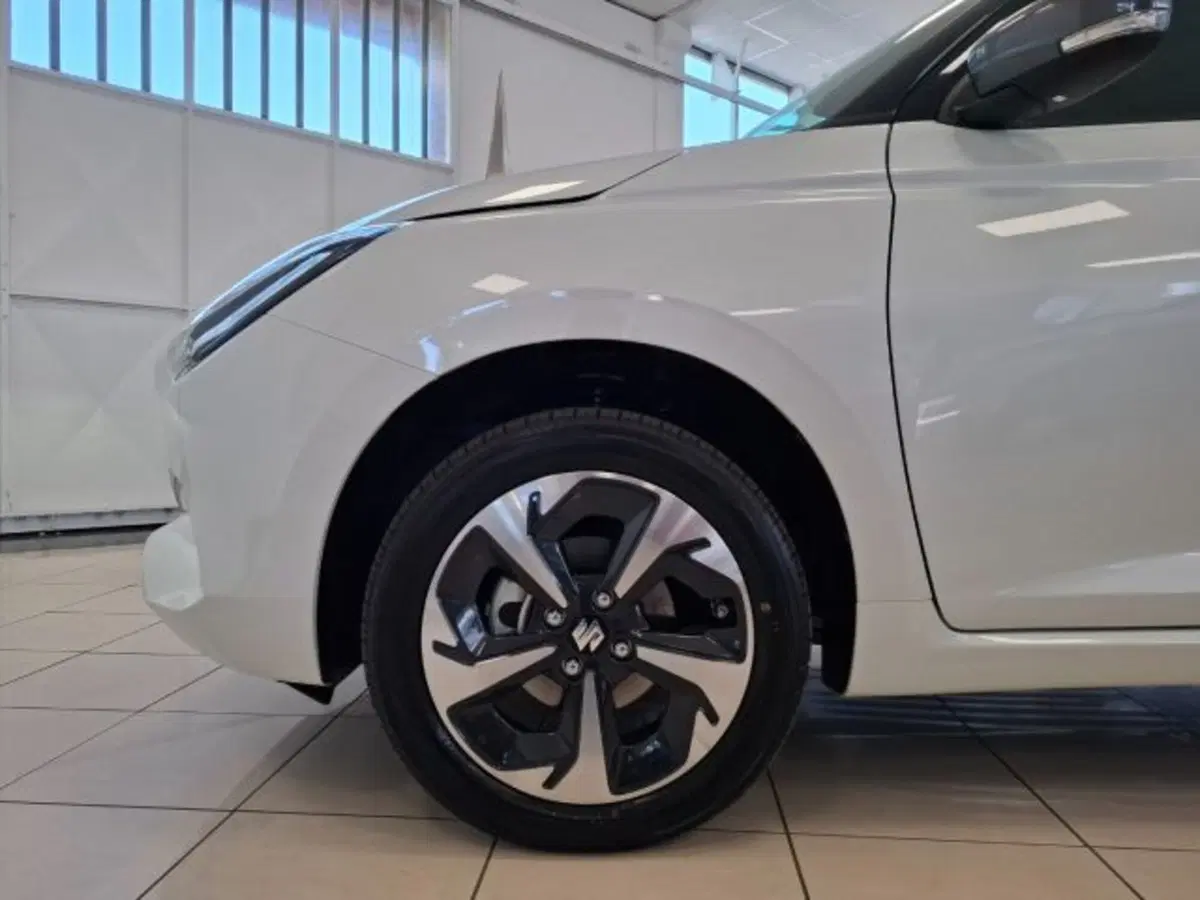 Suzuki Swift nuova a Reggio Emilia (19)