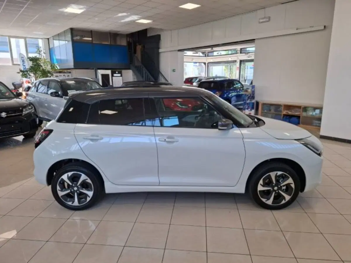 Suzuki Swift nuova a Reggio Emilia (6)