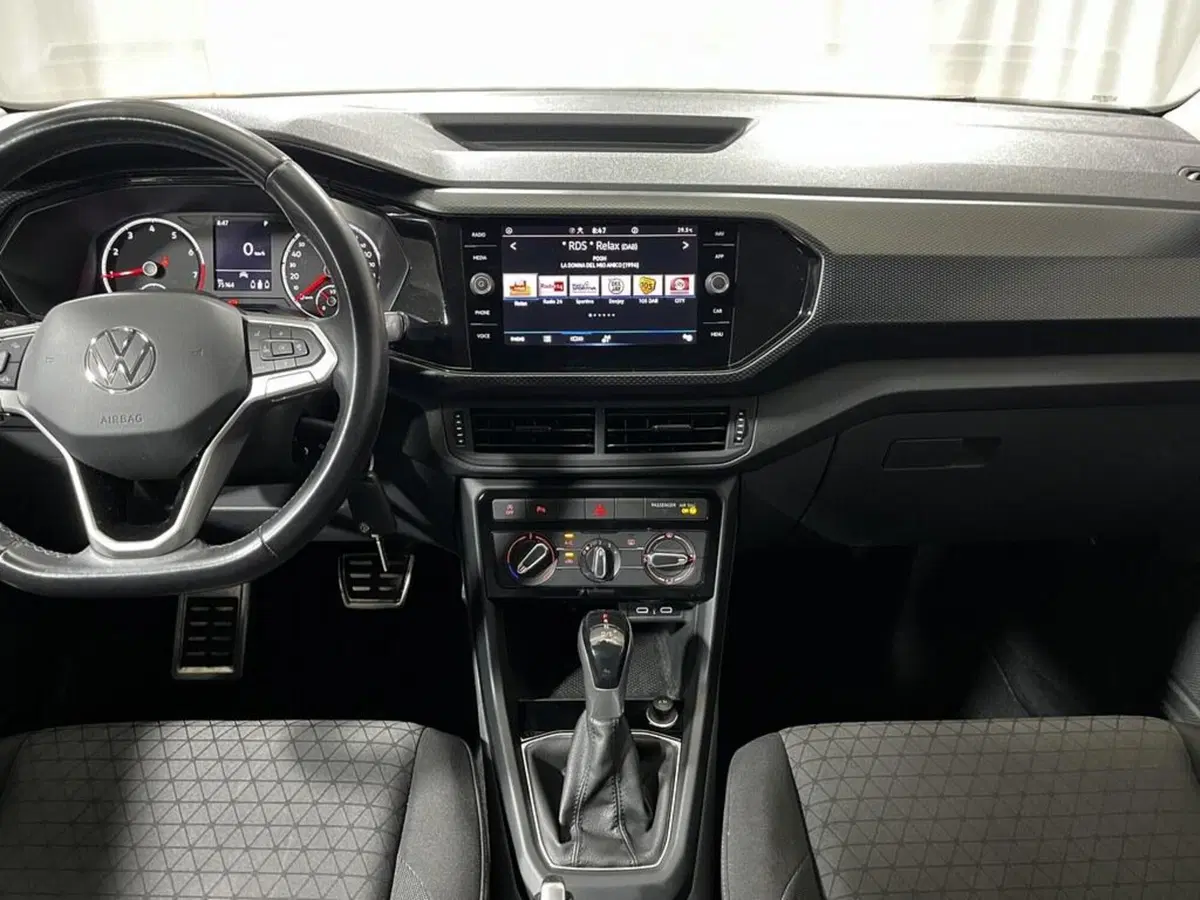 Volkswagen T-Cross usata a Sondrio (14)