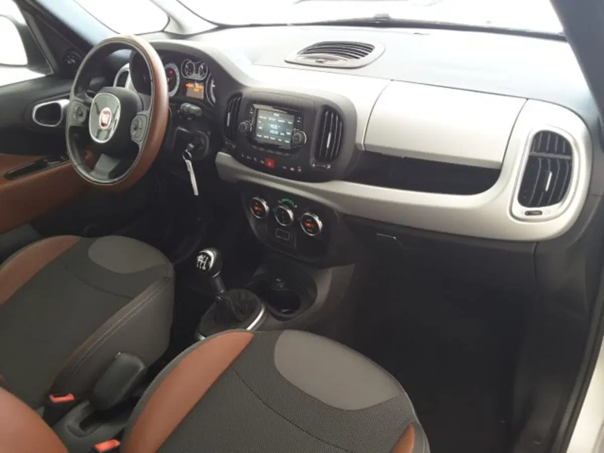 Fiat 500L usata a Firenze (10)
