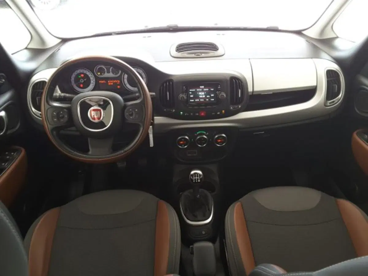 Fiat 500L usata a Firenze (9)