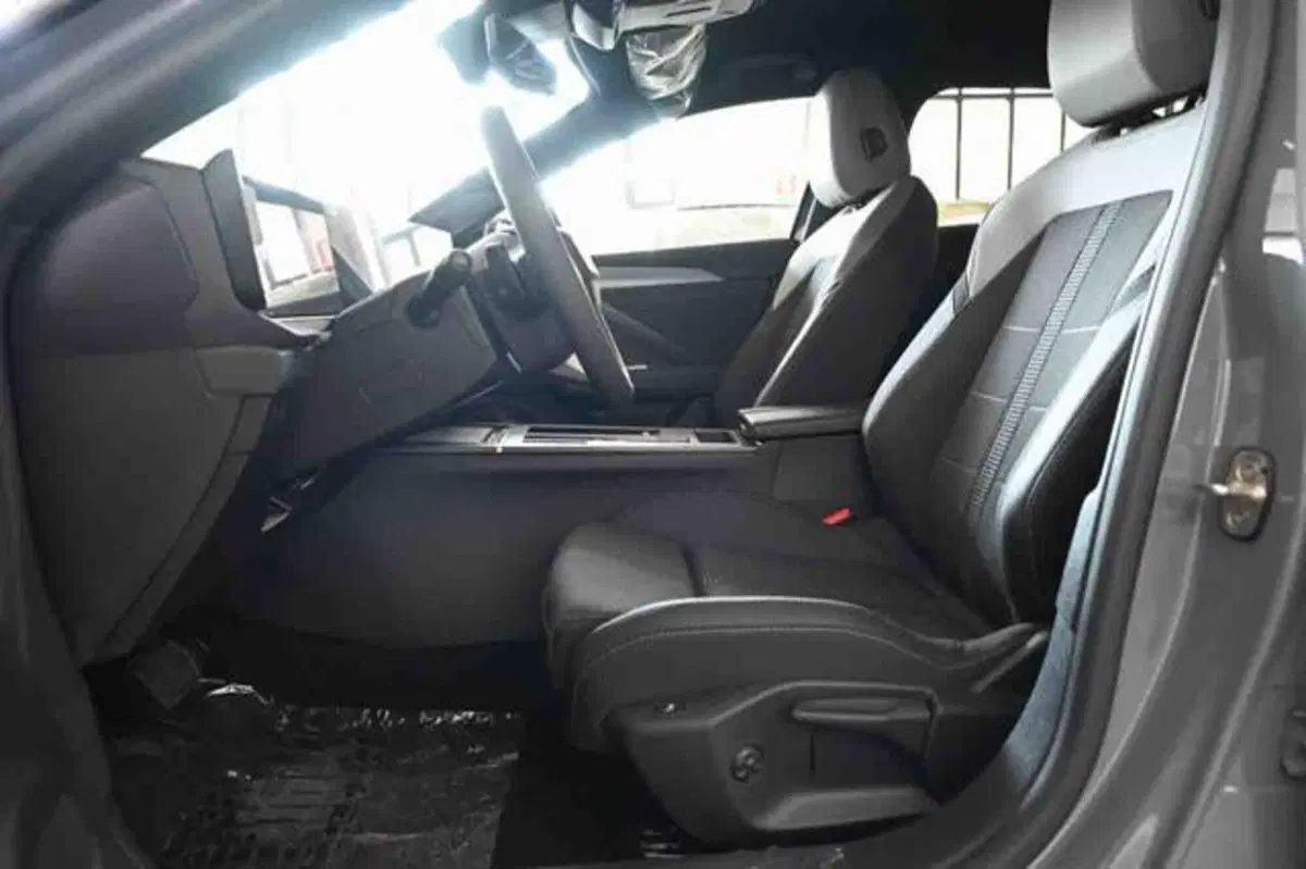 Opel Astra Station Wagon nuova a Torino (8)