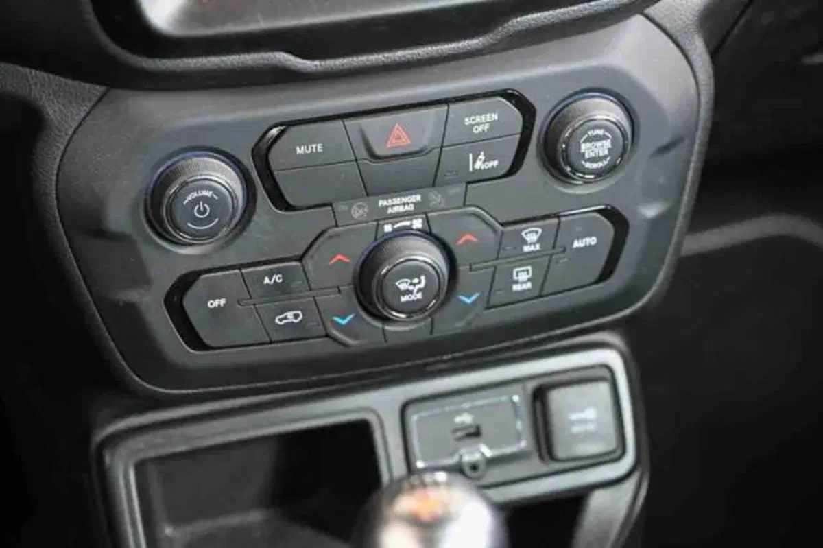 Jeep Renegade usata a Torino (14)