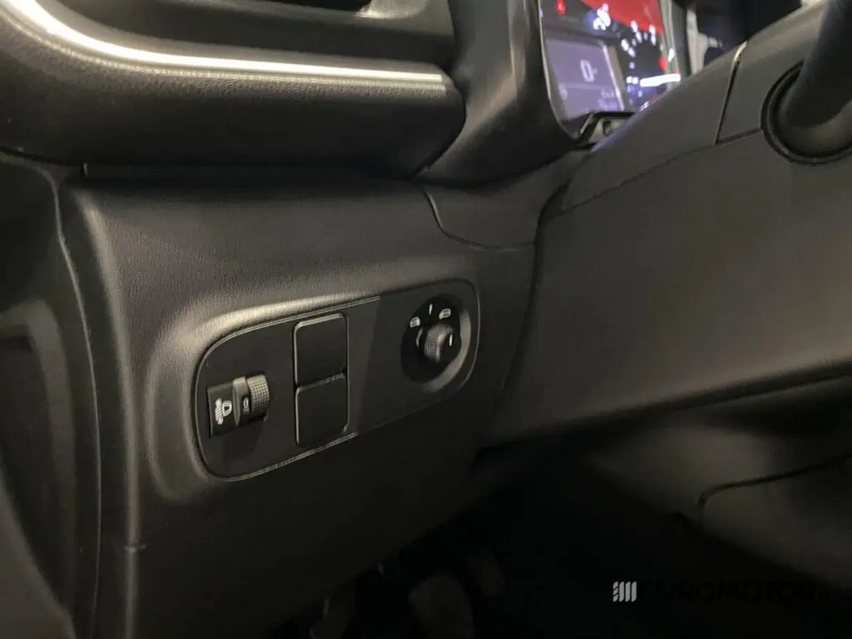 Citroen C3 usata a Bari (12)