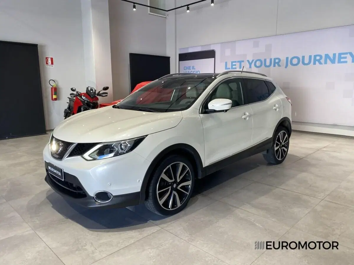 Nissan Qashqai usata a Bari