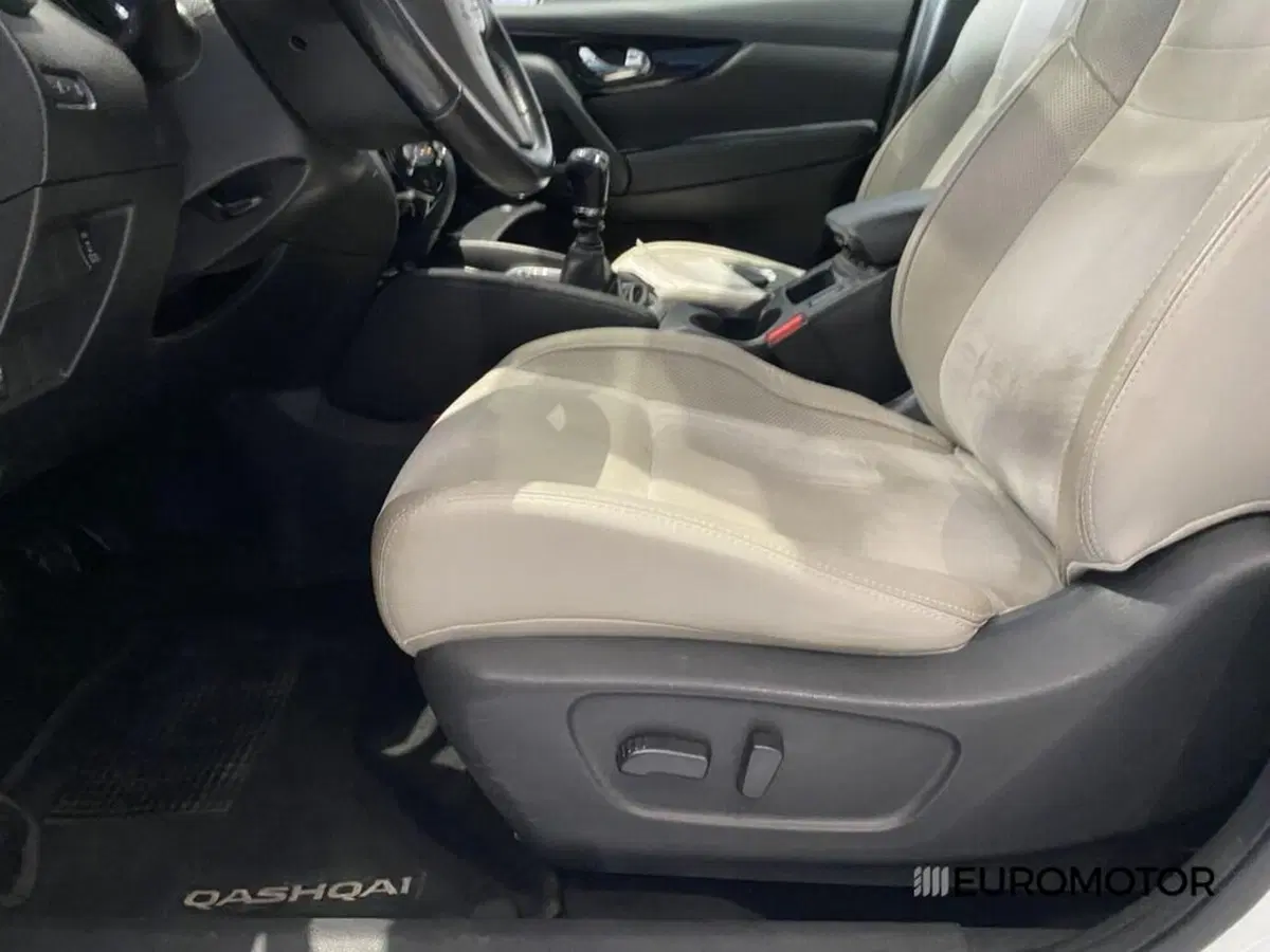Nissan Qashqai usata a Bari (13)