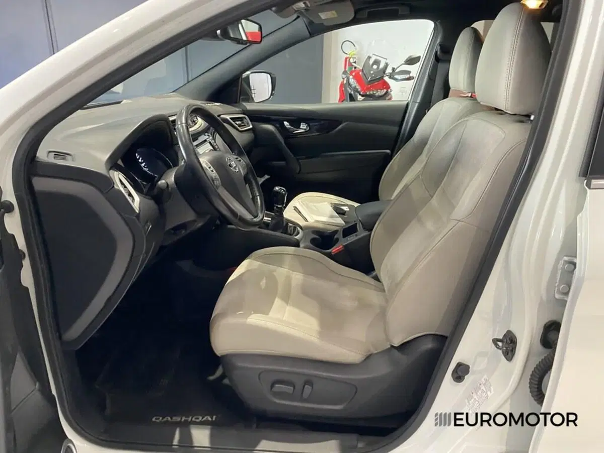 Nissan Qashqai usata a Bari (15)