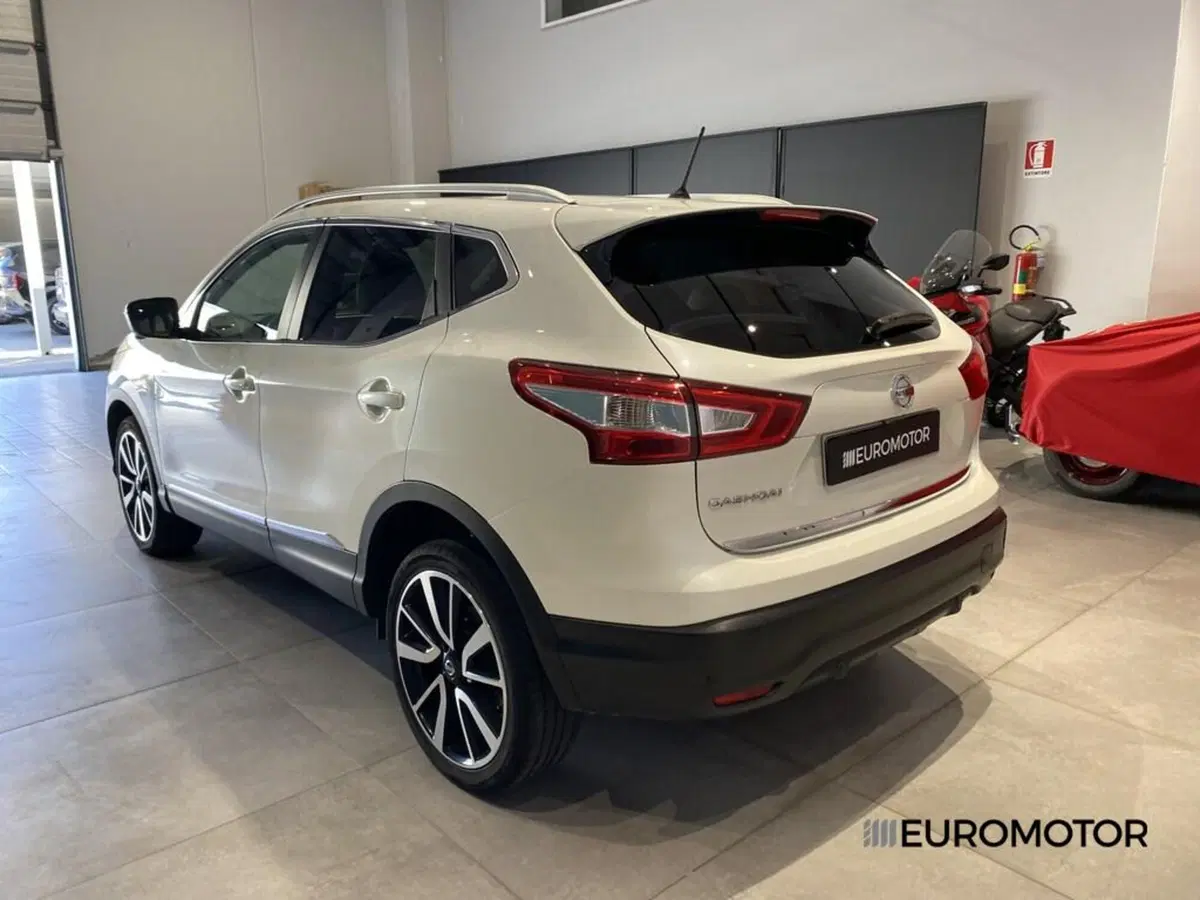 Nissan Qashqai usata a Bari (8)