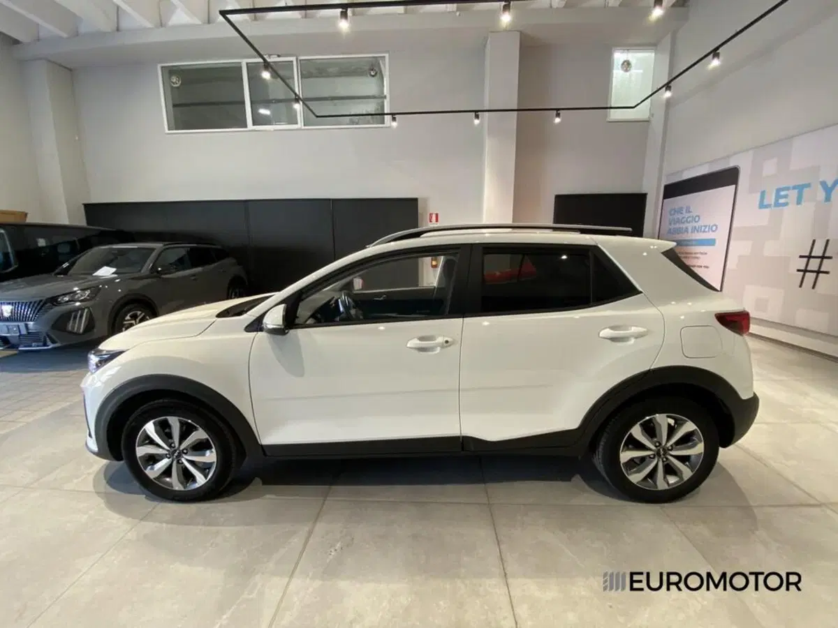 Kia Stonic usata a Bari (10)