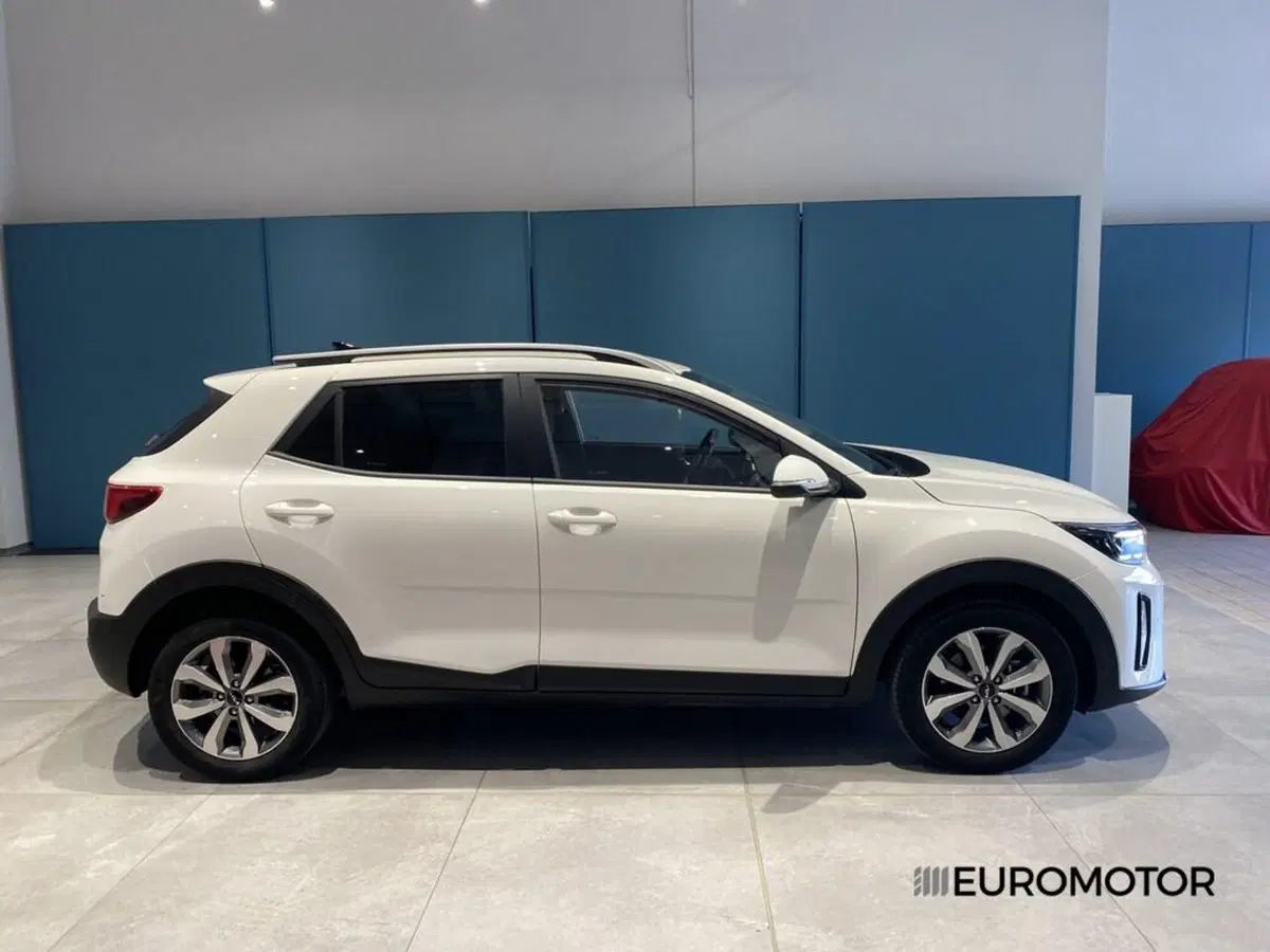 Kia Stonic usata a Bari (6)