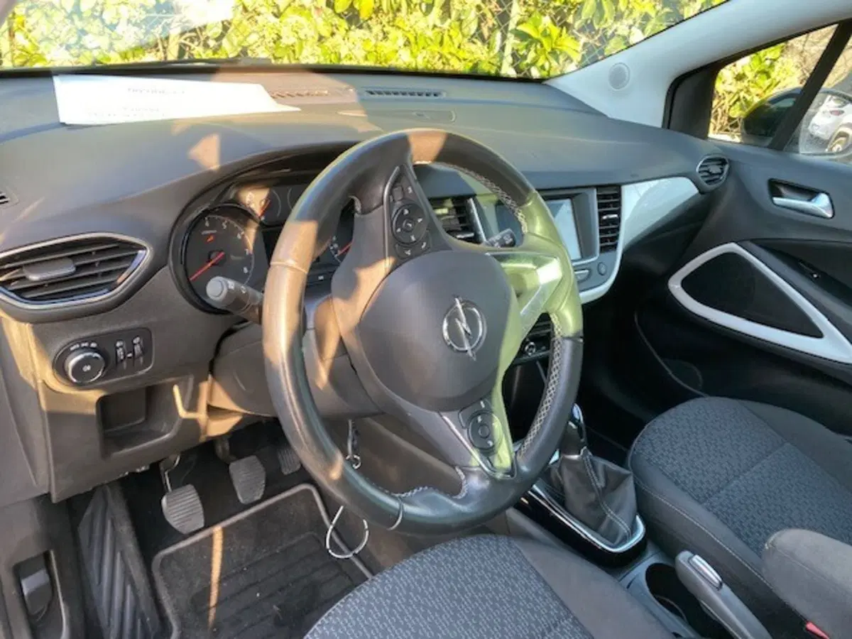 Opel Crossland usata a Catania (15)