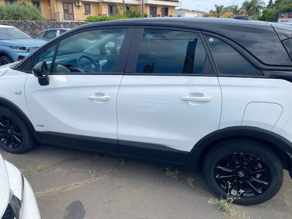Opel Crossland usata a Catania (4)