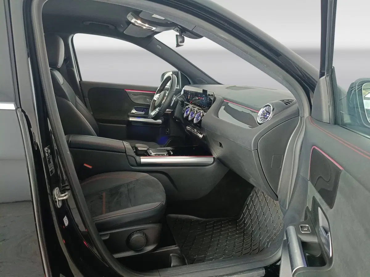 Mercedes-Benz GLA SUV usata a Ascoli Piceno (11)