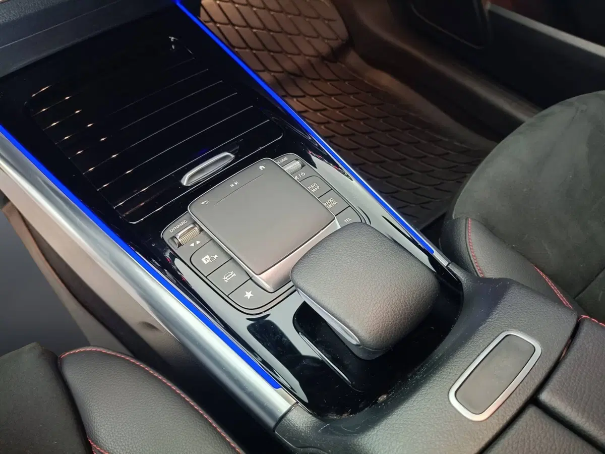 Mercedes-Benz GLA SUV usata a Ascoli Piceno (17)
