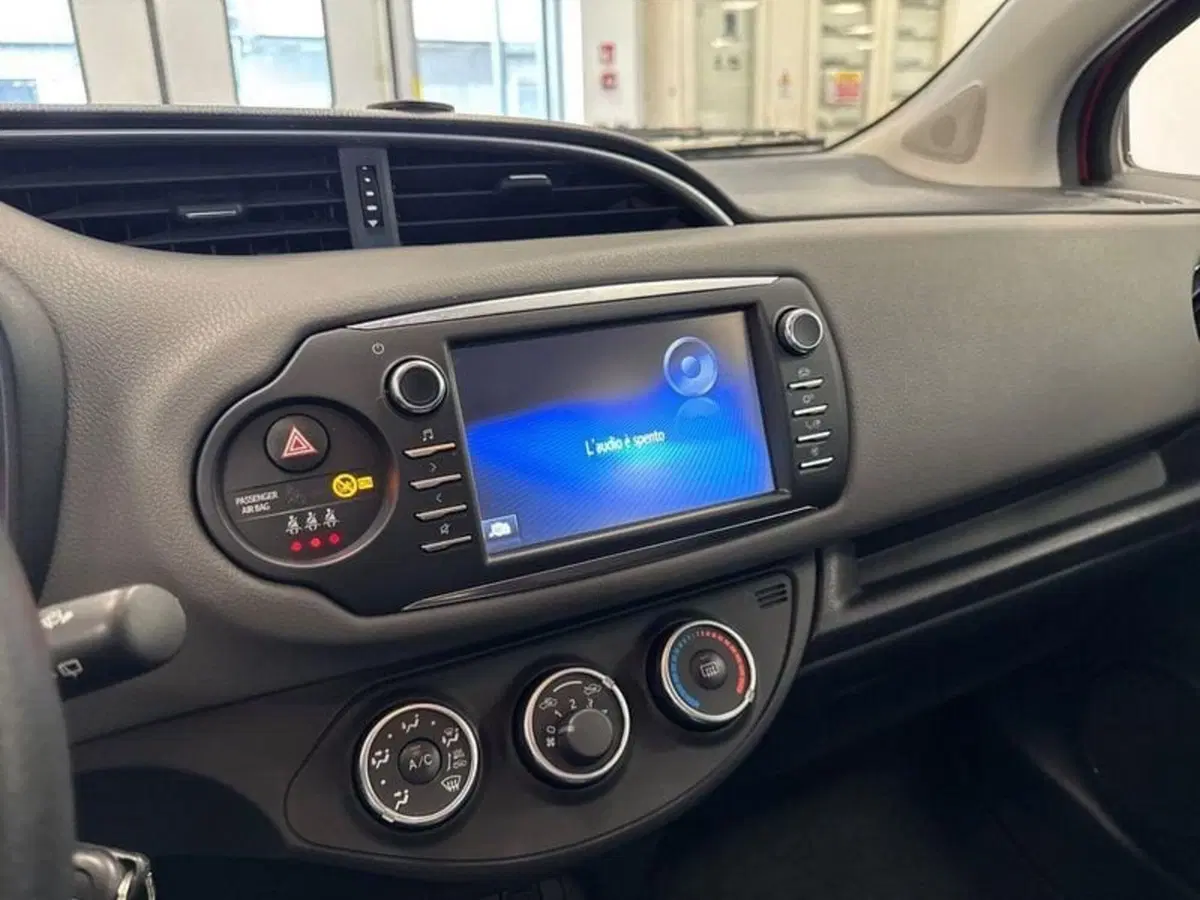 Toyota Yaris usata a Prato (11)