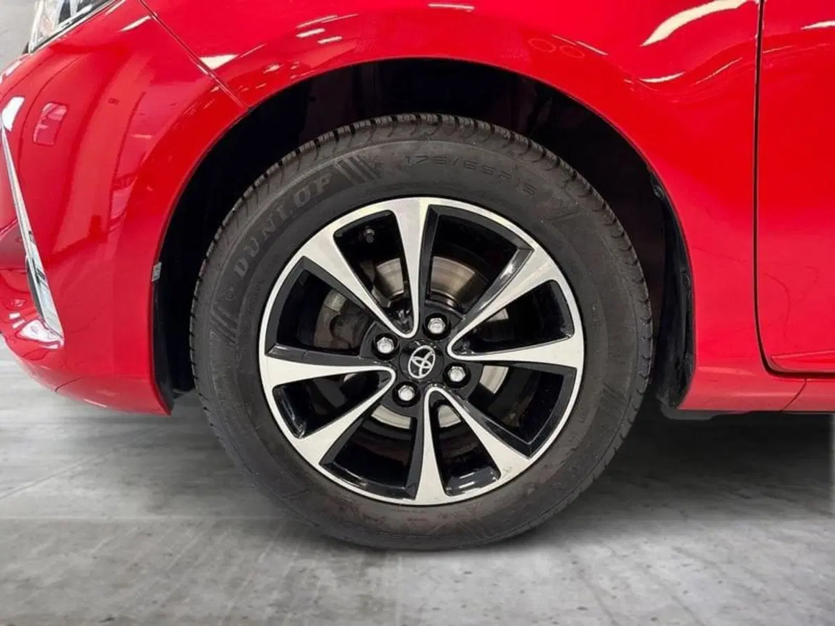 Toyota Yaris usata a Prato (14)