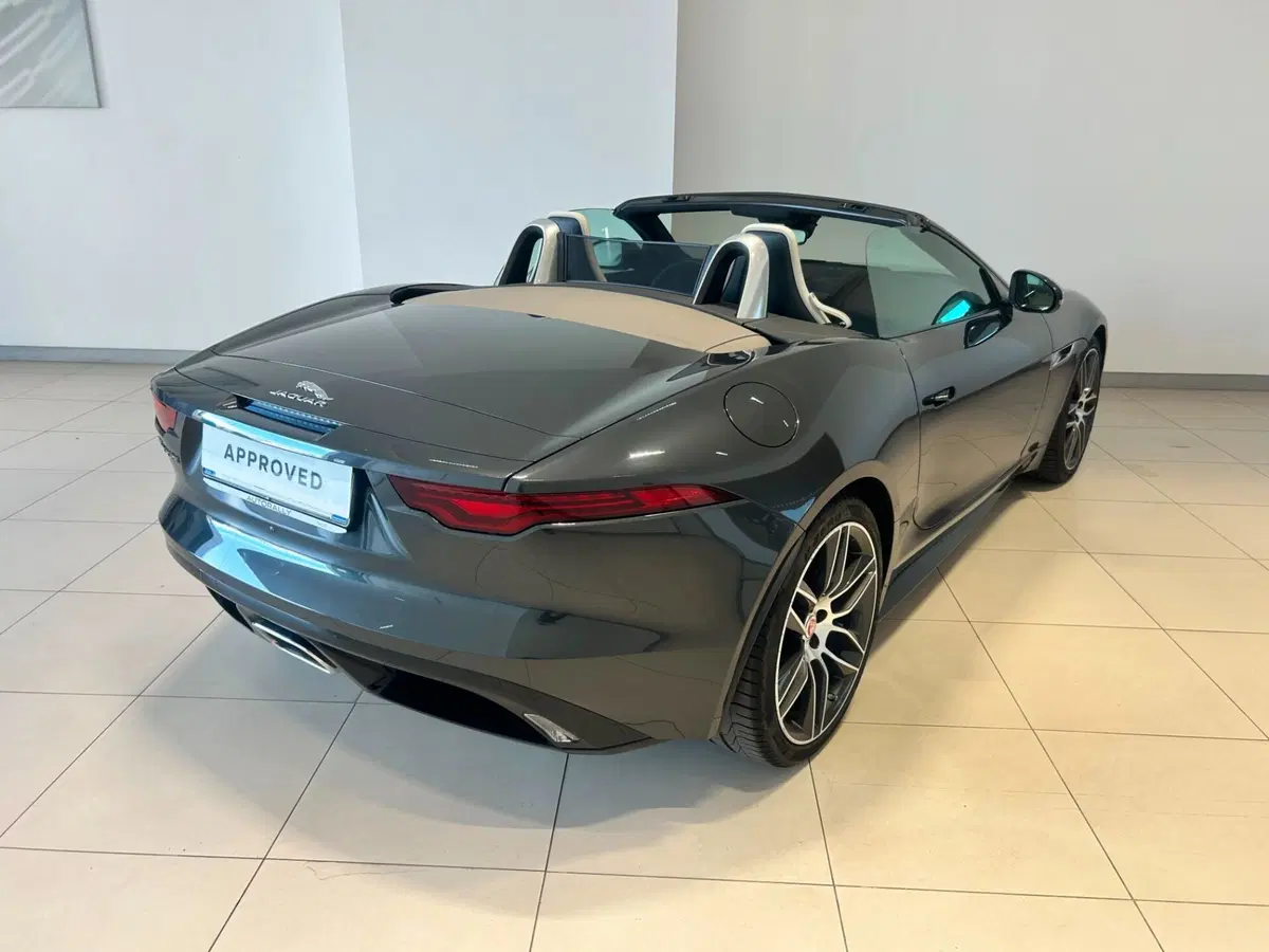 Jaguar F-Type Cabrio usata a Napoli (3)