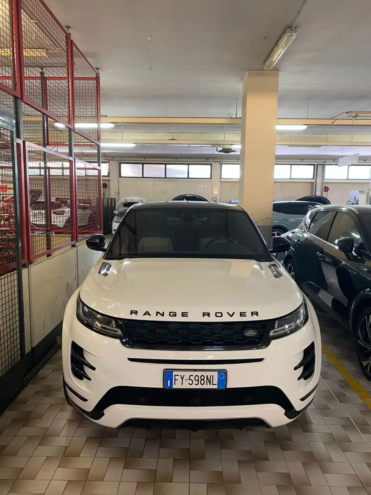 Land Rover Range Rover Evoque usata a Cagliari