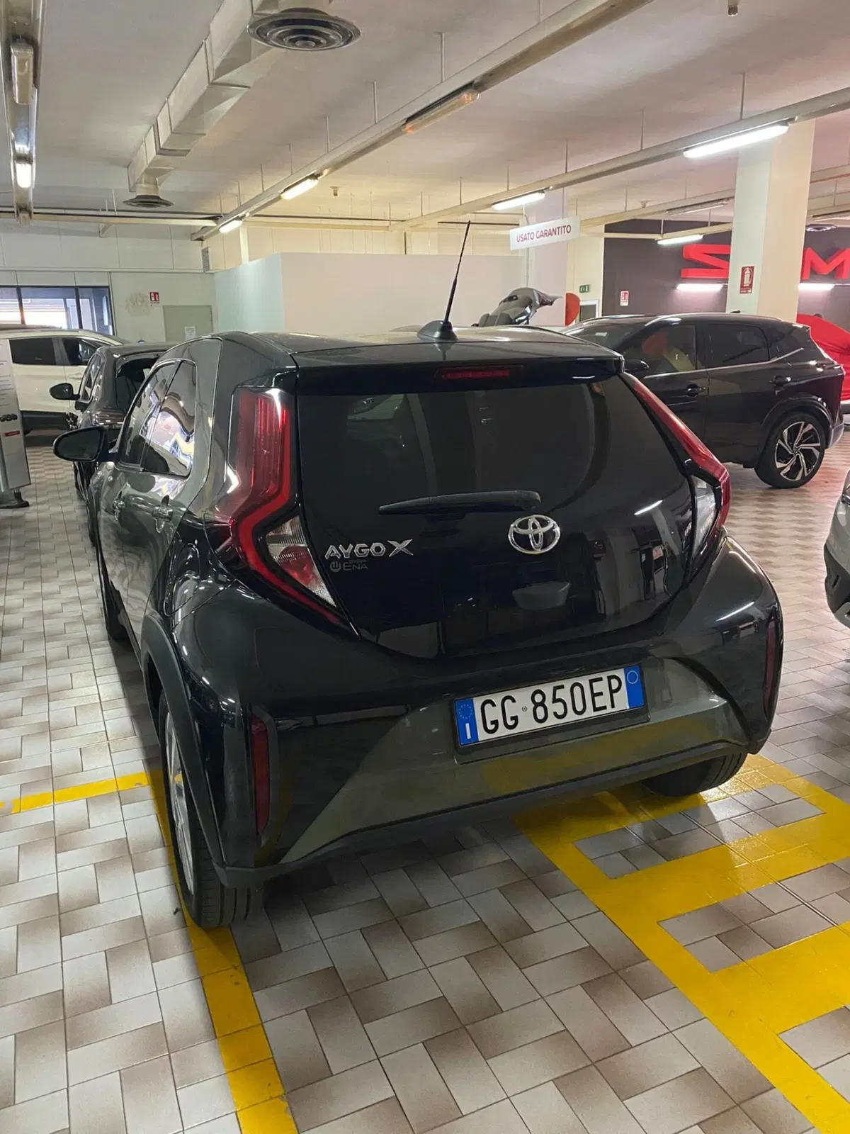 Toyota Aygo X usata a Cagliari (14)