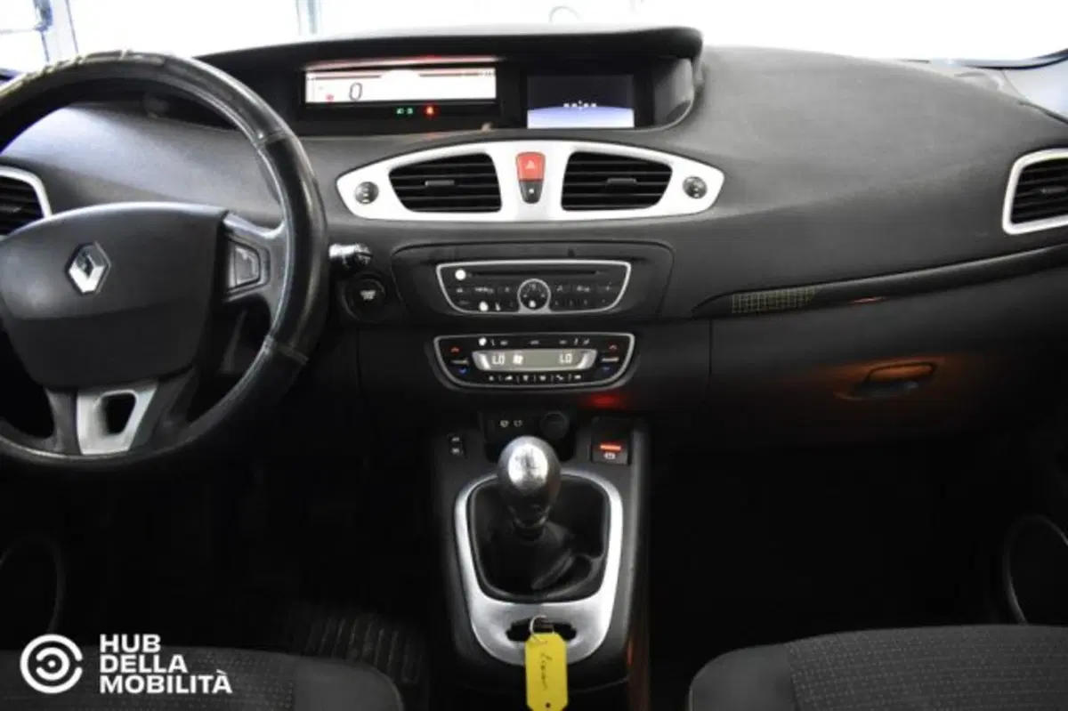 Renault Scenic E-Tech Electric usata a Perugia (11)